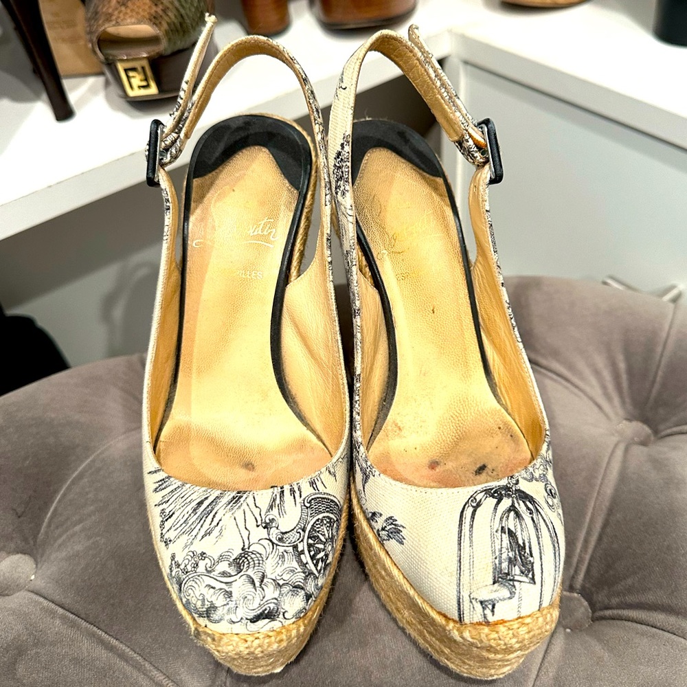 Christian Louboutin
Everesta Toile Espadrille